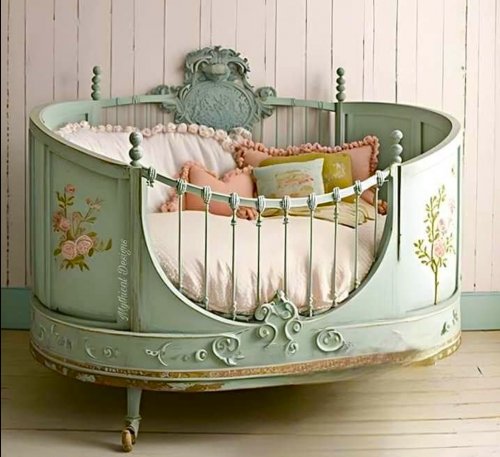 Color Inspiration - Vintage Beauty