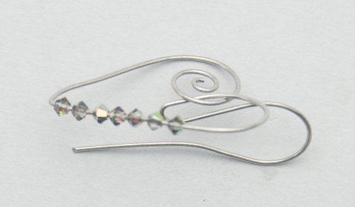 Kylie Jones's Murano glass wire heart earrings.    - , Contemporary Wire Jewelry, Butane Torch, Soldering, Solder, Murano glass wire earrings