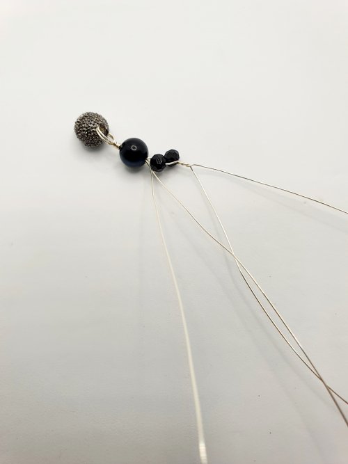 Natalie Patten's Gemstone Chip and Wire Cuff Bracelet - , Contemporary Wire Jewelry, Wire Wrapping, Wrapping, Wire Wrapping Jewelry, Beads, , , gemstone chip and wire cuff bracelet