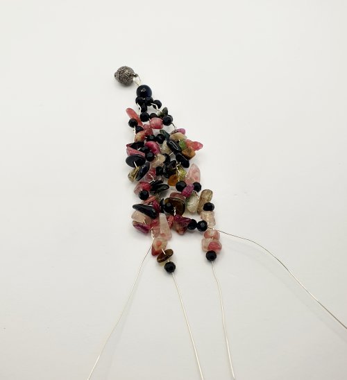 Natalie Patten's Gemstone Chip and Wire Cuff Bracelet - , Contemporary Wire Jewelry, Wire Wrapping, Wrapping, Wire Wrapping Jewelry, Beads, , , gemstone chip and wire cuff bracelet