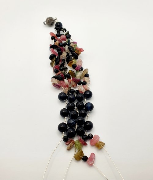 Natalie Patten's Gemstone Chip and Wire Cuff Bracelet - , Contemporary Wire Jewelry, Wire Wrapping, Wrapping, Wire Wrapping Jewelry, Beads, , , gemstone chip and wire cuff bracelet