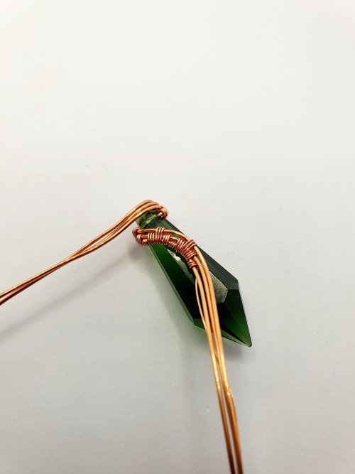 Natalie Patten's Wire Wrap a Chandelier Crystal - , Contemporary Wire Jewelry, Wire Wrapping, Wrapping, Wire Wrapping Jewelry, Weaving, Wire Weaving, Weaving Wire, wire wrapped chandelier crystal