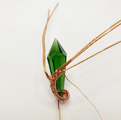 Natalie Patten's Wire Wrap a Chandelier Crystal - , Contemporary Wire Jewelry, Wire Wrapping, Wrapping, Wire Wrapping Jewelry, Weaving, Wire Weaving, Weaving Wire, wire wrapped chandelier crystal