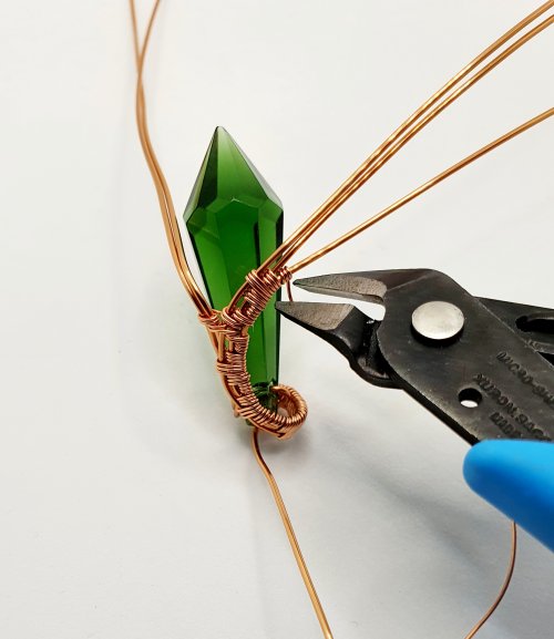 Natalie Patten's Wire Wrap a Chandelier Crystal - , Contemporary Wire Jewelry, Wire Wrapping, Wrapping, Wire Wrapping Jewelry, Weaving, Wire Weaving, Weaving Wire, wire wrapped chandelier crystal