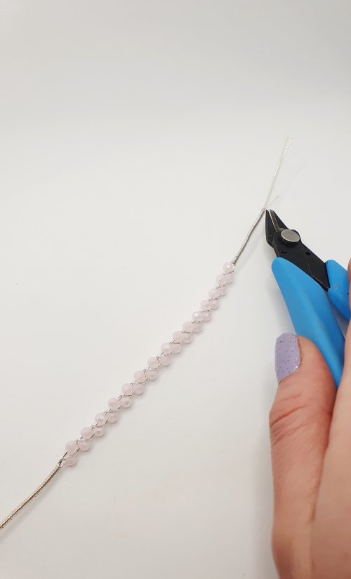 Natalie Patten's Adjustable Beaded Wire Bracelet - , Contemporary Wire Jewelry, Lashing, Wire Lashing, Wire Wrapping, Wrapping, Wire Wrapping Jewelry, adjustable beaded wire bracelet