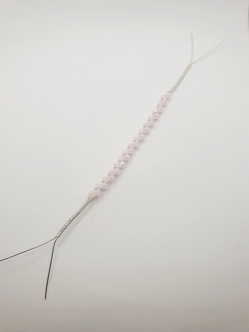 Natalie Patten's Adjustable Beaded Wire Bracelet - , Contemporary Wire Jewelry, Lashing, Wire Lashing, Wire Wrapping, Wrapping, Wire Wrapping Jewelry, adjustable beaded wire bracelet