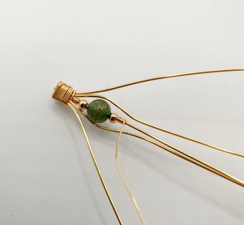 Natalie Patten's Beaded Wire Bracelet - , Contemporary Wire Jewelry, Wire Wrapping, Wrapping, Wire Wrapping Jewelry, beaded wire bracelet