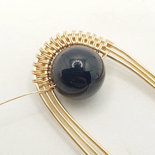 Natalie Patten's Bead and Micro-Crystal Wire Earrings - , Contemporary Wire Jewelry, Wire Wrapping, Wrapping, Wire Wrapping Jewelry, Weaving, Wire Weaving, Weaving Wire, bead and micro-crystal woven and wrapped wire earrings