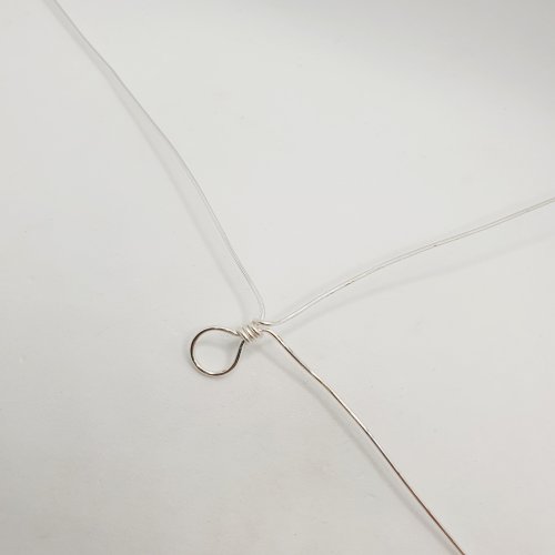 Natalie Patten's Gemstone and Spacer Bead Bangle - , Contemporary Wire Jewelry, Wire Wrapping, Wrapping, Wire Wrapping Jewelry, Beads, , Splay out the wires from the loop