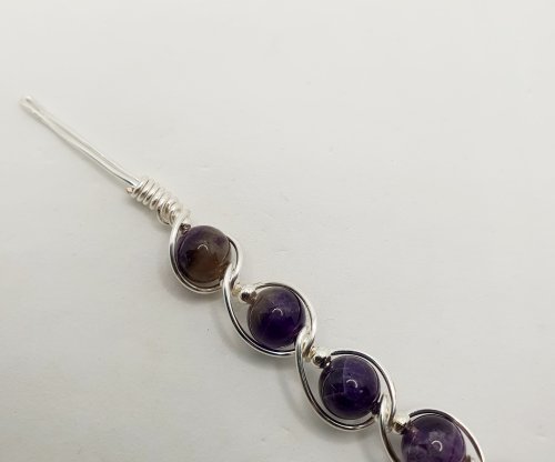 Natalie Patten's Gemstone and Spacer Bead Bangle - , Contemporary Wire Jewelry, Wire Wrapping, Wrapping, Wire Wrapping Jewelry, Beads, , cut and tuck the wire