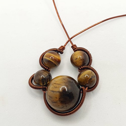 Natalie Patten's Pawprint Pendant and Earrings - , Contemporary Wire Jewelry, Coiling, Coiling Wire, Wire Coiling, Wire Wrapping, Wrapping, Wire Wrapping Jewelry, shape the wire