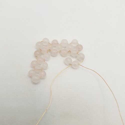 Natalie Patten's Right Angle Weave Wire Earrings - , Contemporary Wire Jewelry, Weaving, Wire Weaving, Weaving Wire, continue weaving