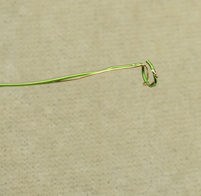 Nancy Chase's Canna Leaf Wire Tornado Bead Necklace - , Contemporary Wire Jewelry, Wire Wrapping, Wrapping, Wire Wrapping Jewelry, make a loop on the end of the wire