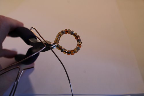 Judy Freyer Thompson's Wire Stick People - , Contemporary Wire Jewelry, Wire Wrapping, Wrapping, Wire Wrapping Jewelry, , slide on the beads
