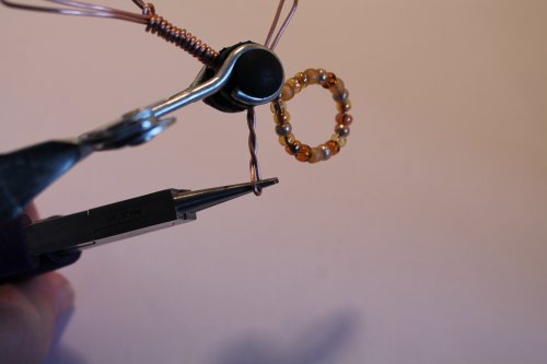Judy Freyer Thompson's Wire Stick People - , Contemporary Wire Jewelry, Wire Wrapping, Wrapping, Wire Wrapping Jewelry, , twist the arms