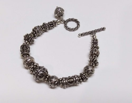 Judy Larson's Choosing the Right Clasp - , Wire Jewelry Design, Design, choosing the right clasp