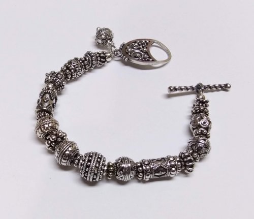 Judy Larson's Choosing the Right Clasp - , Wire Jewelry Design, Design, choosing the right clasp