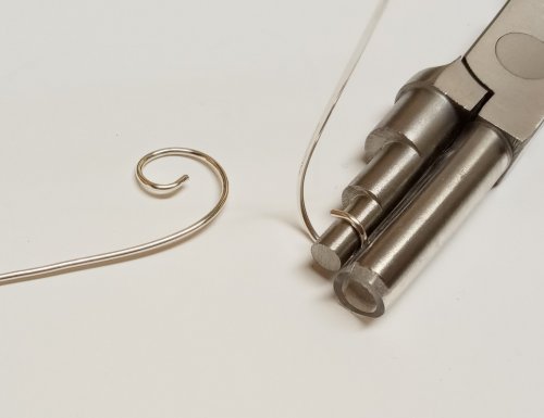 Judy Larson's Curving and Scrolling Wire - , General Education, Loops, Wire Loop, Wrapped Wire Loop, Spirals, Wire Spiral, Spiral Wire Wrap, curving scrolling wire