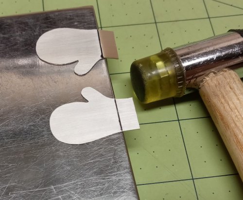Judy Larson's Separating Distinct Textures on a Single Piece of Metal - , Wire Jewelry Design, Texturing, separating textures on a single piece