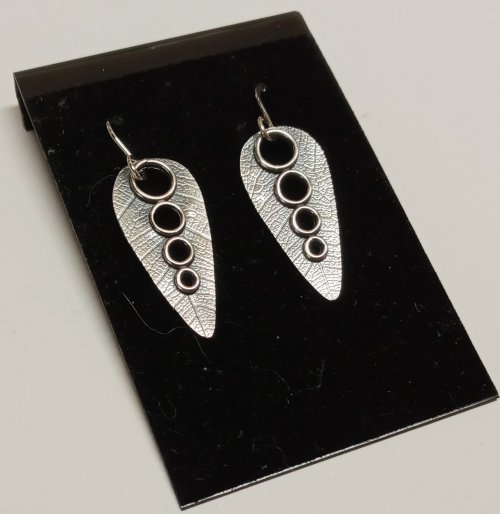 Judy Larson's Get the Look of Eyelets - , Wire Jewelry Design, Butane Torch, Soldering, Solder, Design, get the look of eyelets
