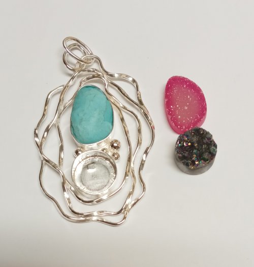 Judy Larson's Using Fun Tak as a Resist - , General Education, Oxidizing Wire, Oxidizing, Antiquing Wire, Antiquing, don't oxidize your bezel