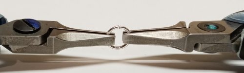 Judy Larson's Wire Basics - Opening and Closing Jump Rings - Positioning the pliers on the jump ring:, General Education, , wire basics opening and closing jump rings