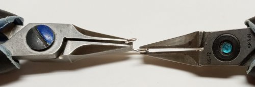 Judy Larson's Wire Basics - Opening and Closing Jump Rings - Open the ring:, General Education, , wire basics opening and closing jump rings