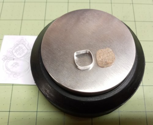 Judy Larson's Enlarging a Bezel - , Metalwork, , stretching a bezel